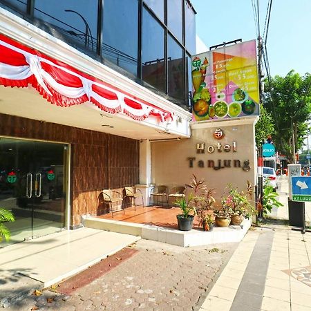 Hotel Tanjung Surabaya Buitenkant foto