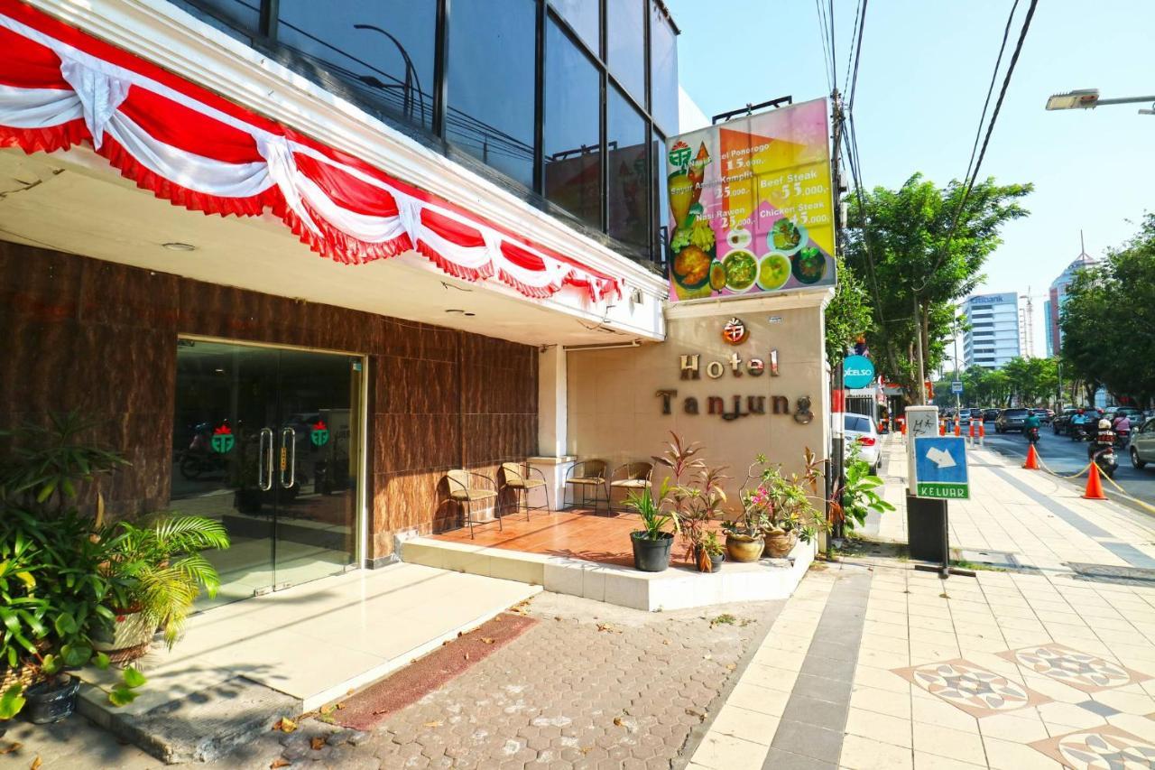 Hotel Tanjung Surabaya Buitenkant foto
